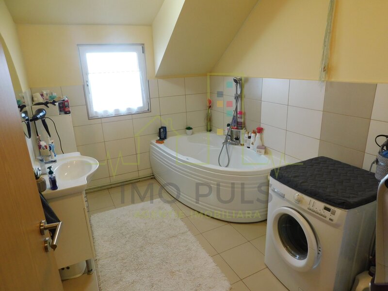 Timisoara Apartament Spatios. 2 Bai. Centrala Termica Proprie